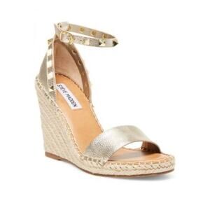 Steve Madden Mckenna Gold Leather Womens
Shoes Size 8,5 Sandals